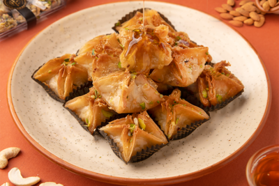pyramid 1 Top 3 Turkish Sweets Baklava: A World of Deliciousness