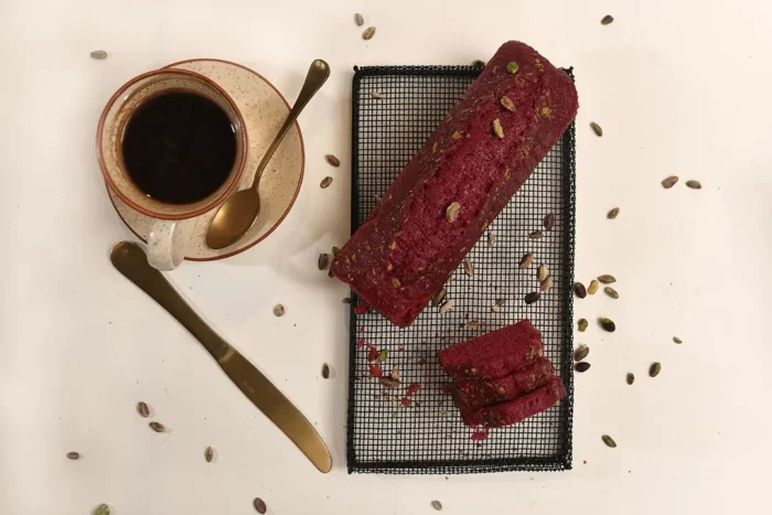Taste the best red velvet dry cake in Kolkata from Dunkel braun