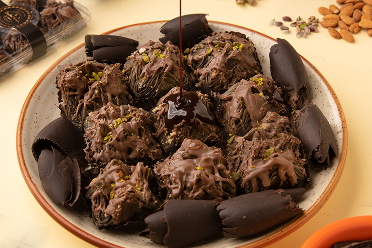 chocolate 1 Eid gift box - Eid Mubarak - Buy Baklava Online