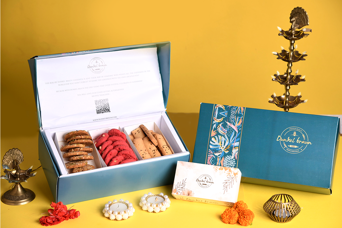 gift hamper website 02 Eid gift box - Eid Mubarak - Buy Baklava Online