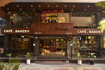 Among the top cafes in Kolkata Dunkel braun is winning hearts.